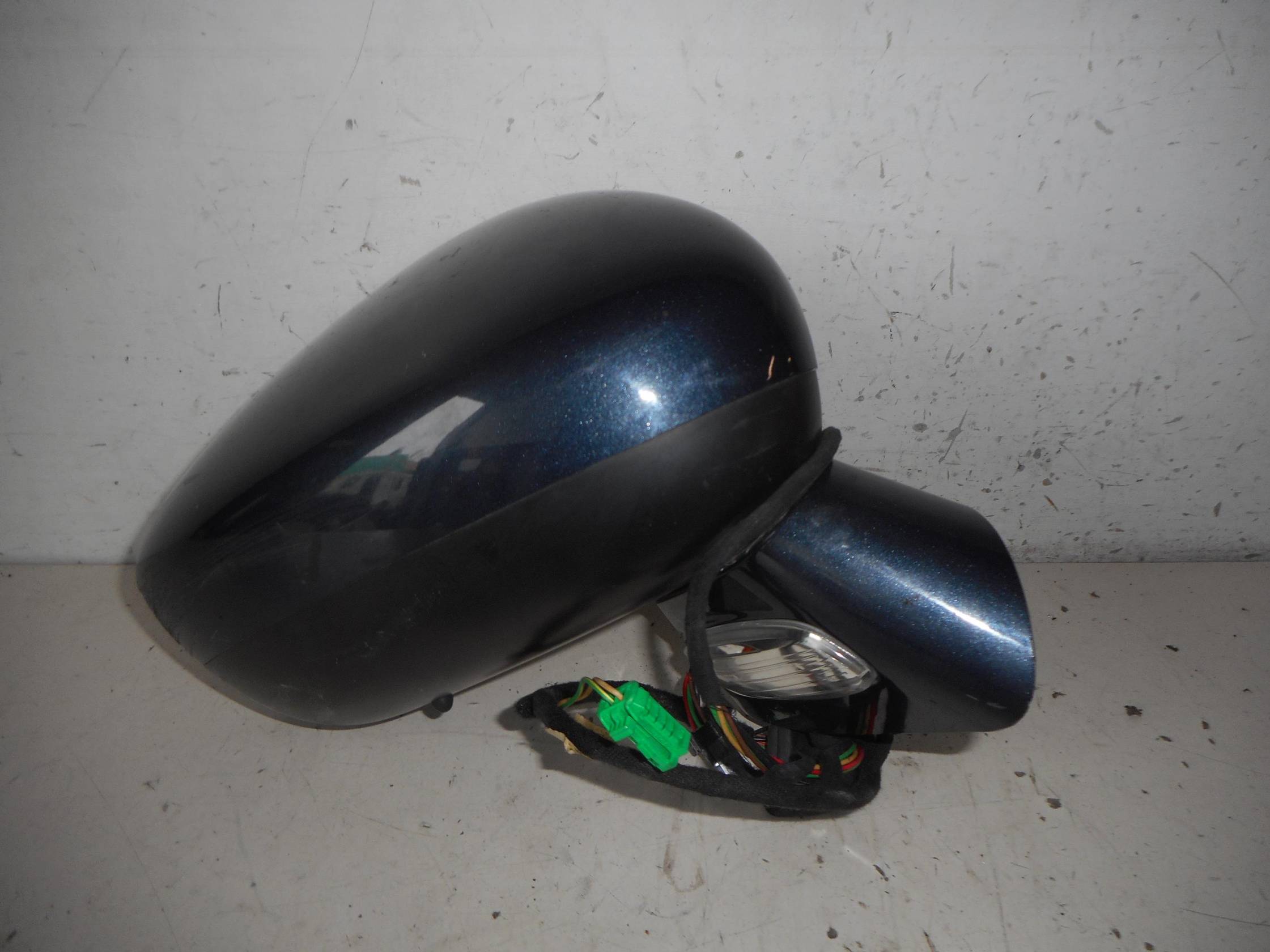 Retrovisore est. regolaz. elettr. dx.